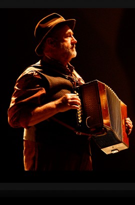 Bob Fox An Evening with the WarHorse Songman 15th May